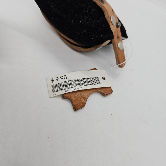 NWT H&M brown leather wrap bracelet with studs - Picture 3 of 4